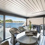 Semesterbostad Luxurious Boathouse With Private Dock In The Location In *